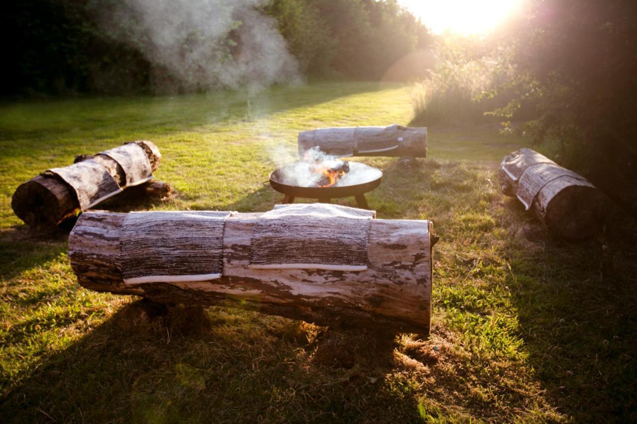 Riverwood Farm Glamping Safari Tent * Talaton
