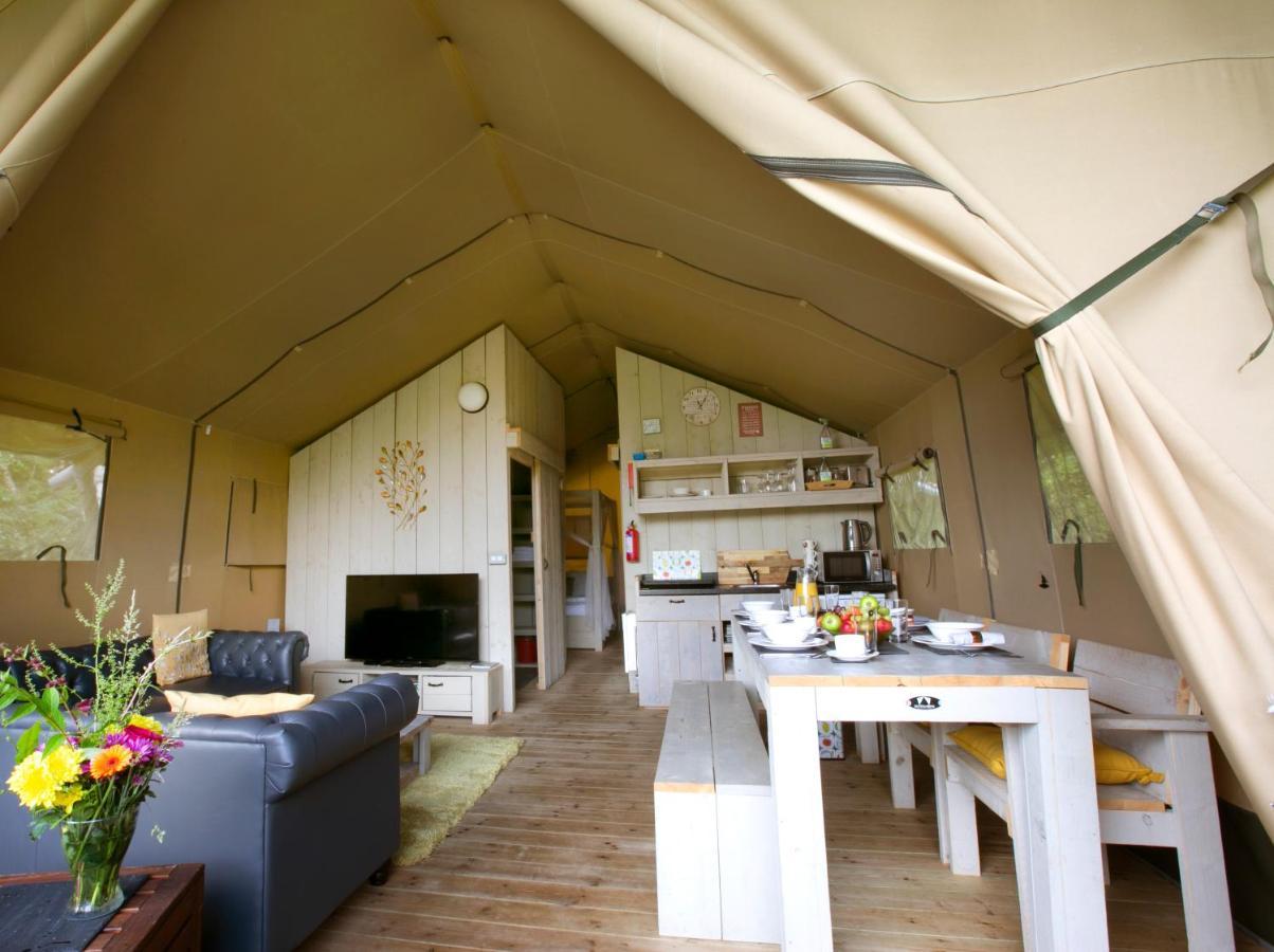 Luxury tent Riverwood Farm Glamping Safari Tent