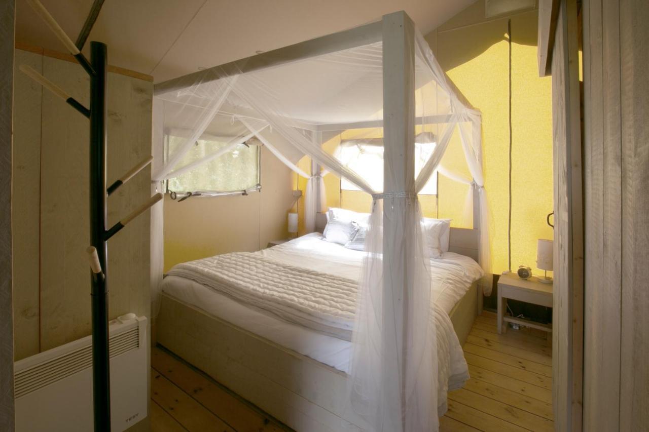 Luxury tent Riverwood Farm Glamping Safari Tent *