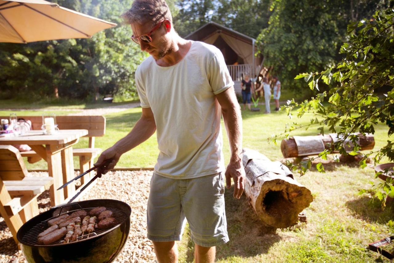 Riverwood Farm Glamping Safari Tent * Talaton