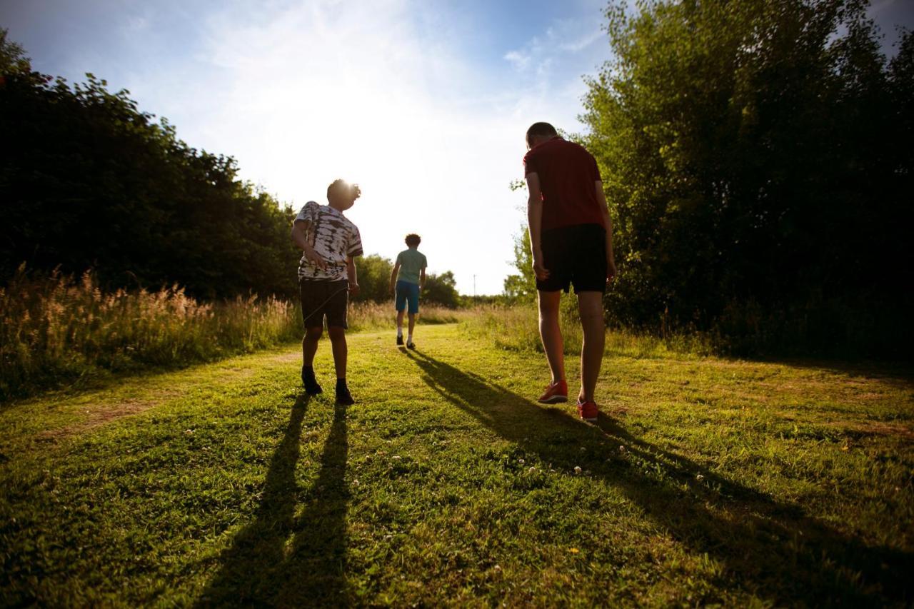 Riverwood Farm Glamping Safari Tent * Talaton