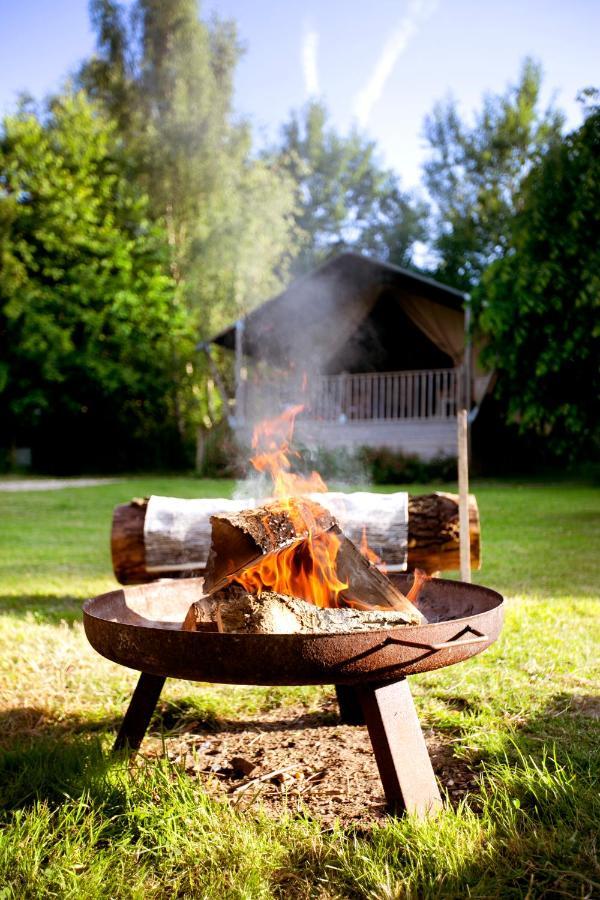 Riverwood Farm Glamping Safari Tent *