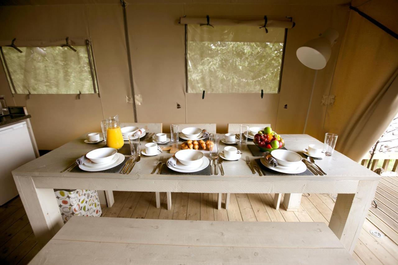 Riverwood Farm Glamping Safari Tent Luxury tent Talaton