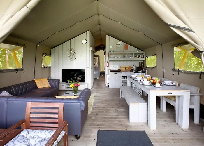 Riverwood Farm Glamping Safari Tent